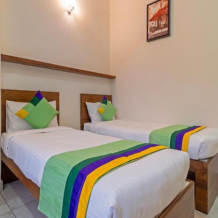 Itsy Hotels Avani Stays, Vyttila, Kochi Eksteriør bilde