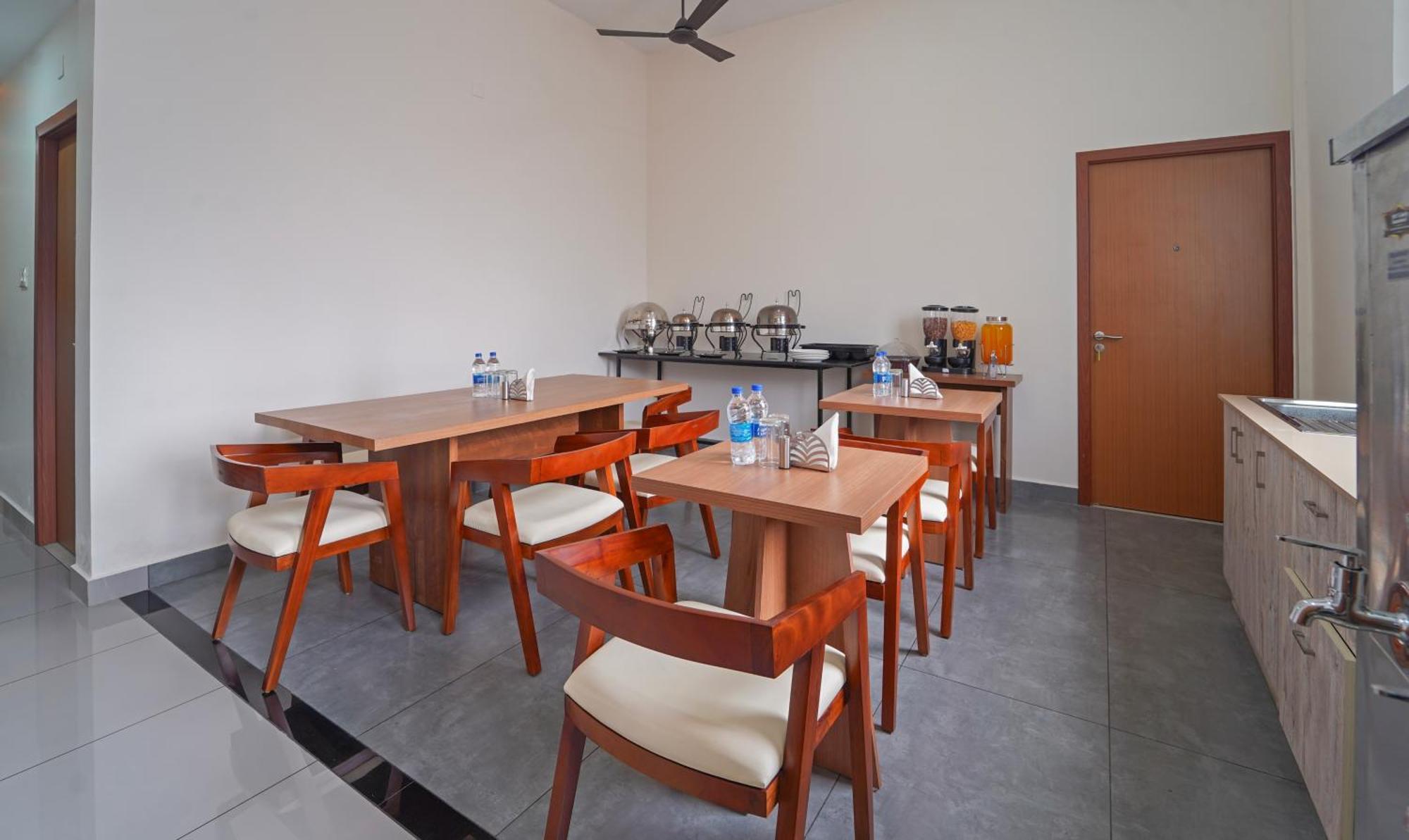 Itsy Hotels Avani Stays, Vyttila, Kochi Eksteriør bilde