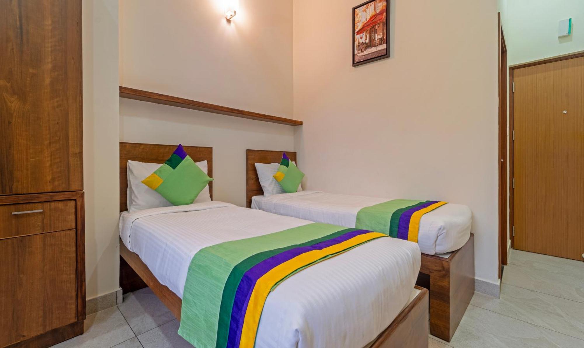 Itsy Hotels Avani Stays, Vyttila, Kochi Eksteriør bilde