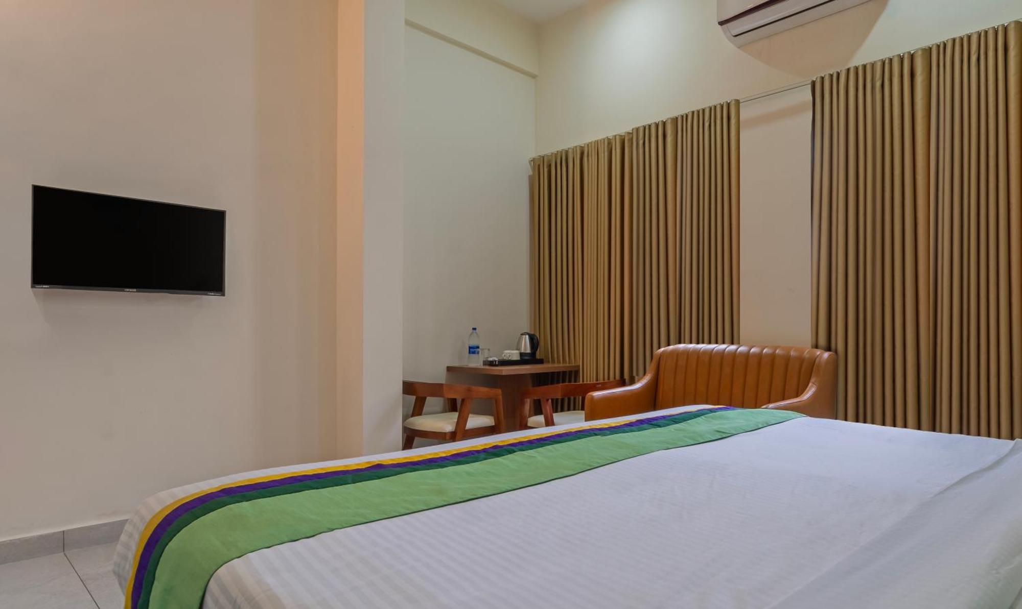 Itsy Hotels Avani Stays, Vyttila, Kochi Eksteriør bilde