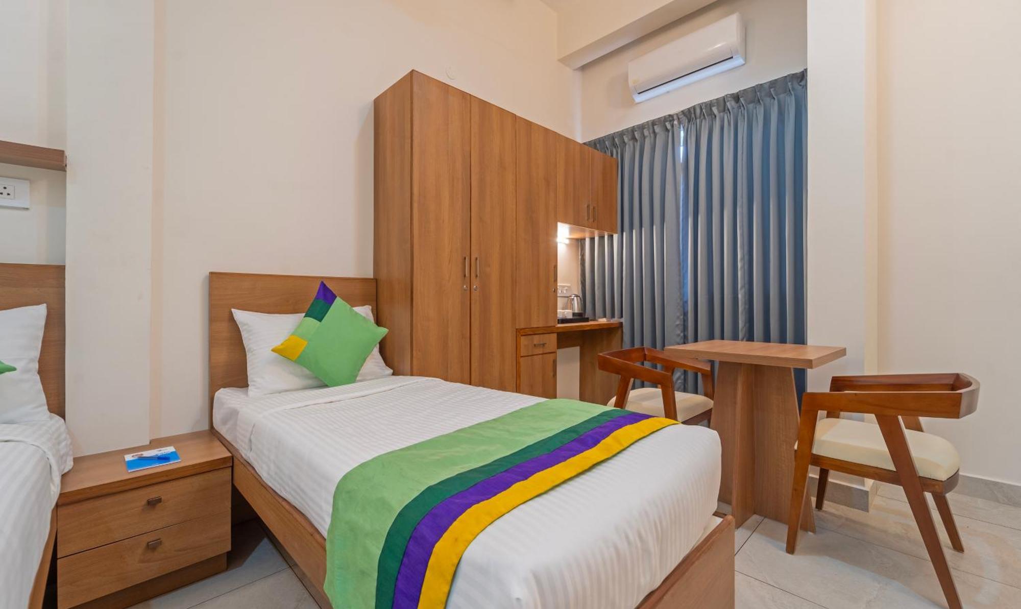 Itsy Hotels Avani Stays, Vyttila, Kochi Eksteriør bilde